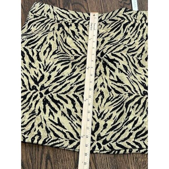 Soncy Mini Skirt High Waisted Pull On Unlined Leopard Print Tan Black Size 5 NEW - Picture 2 of 8